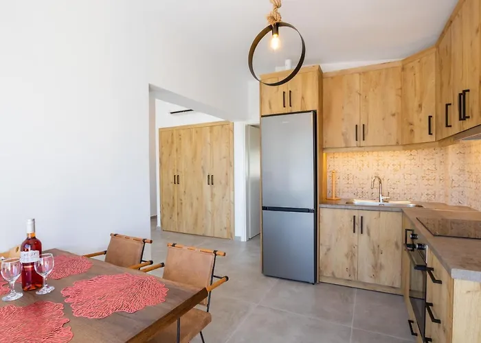 Aronia Luxury * Karpathos