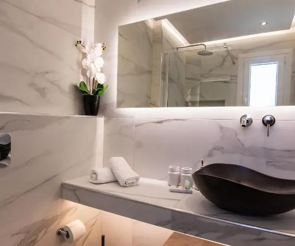 Aronia Luxury 아파트 카르파토스